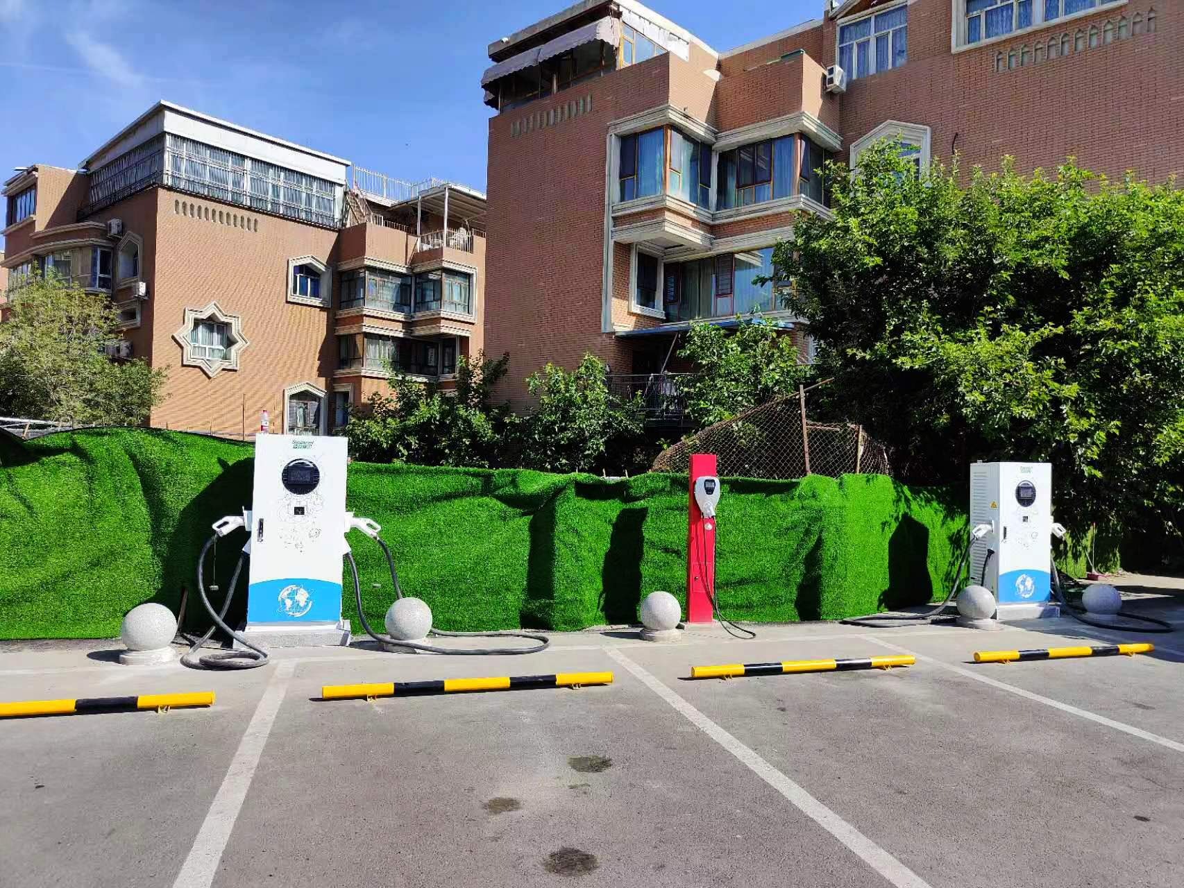 交流双插充电桩